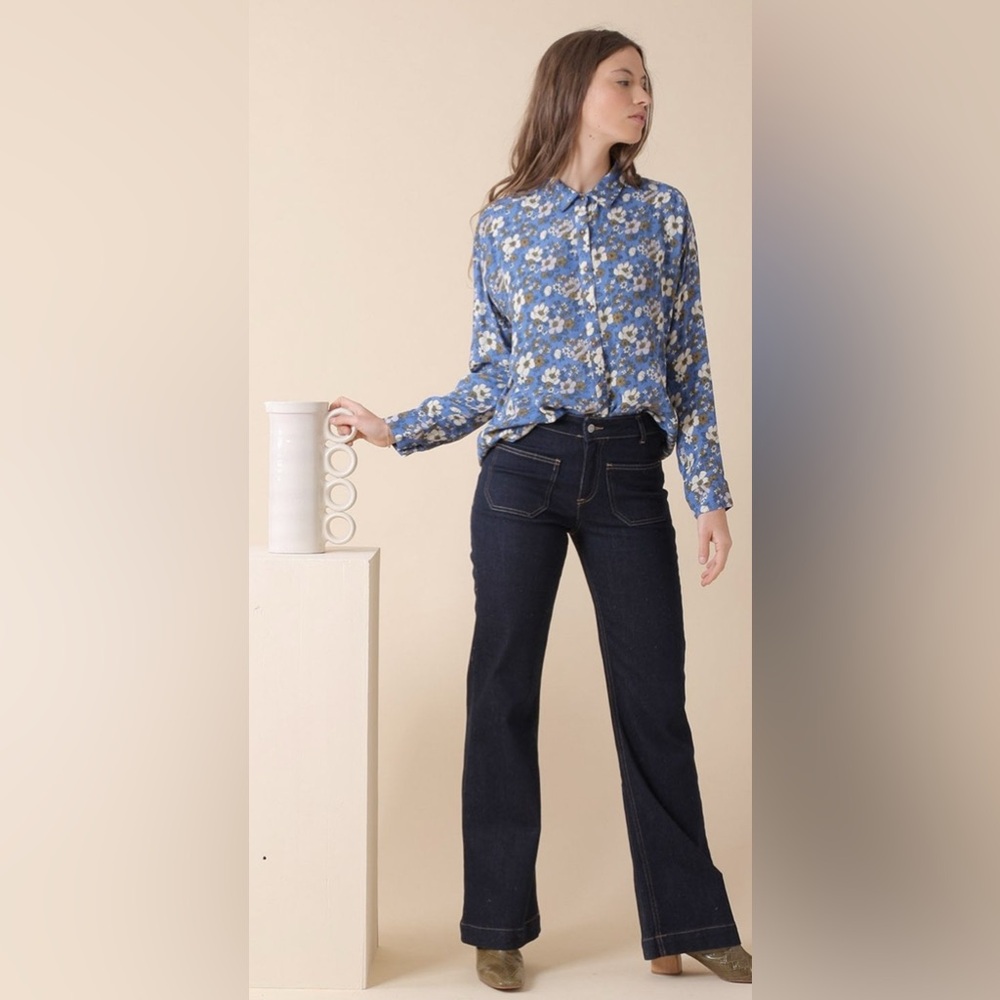 Indi and Cold Wide Leg Jeans US size 4 36